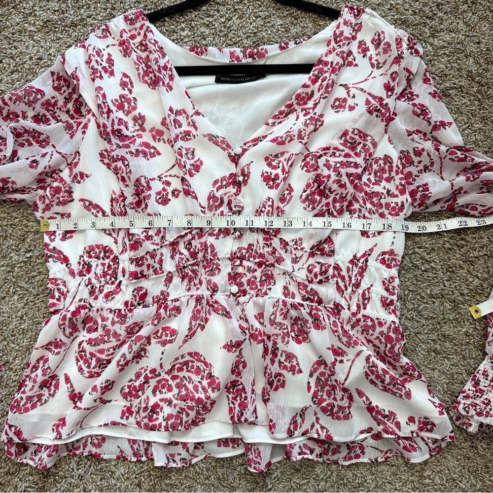 White House Black Market White & Red Floral V-Neck Peplum Blouse - Picture 4 of 7